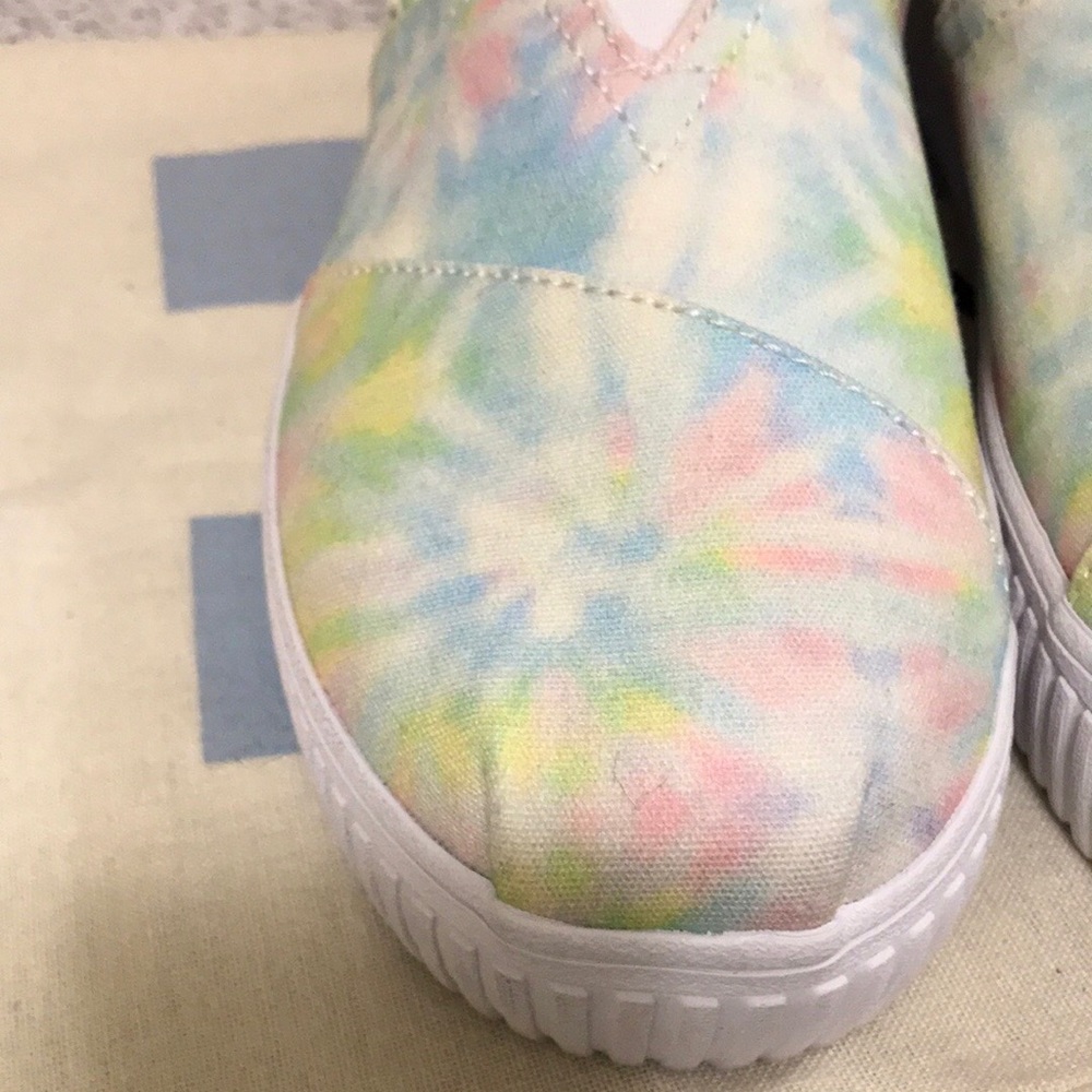 Toms Alpergata Indio Tie-Dyed Flats - Picture 14 of 16